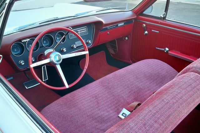 Pontiac Tempest Custom 1967 photo 12