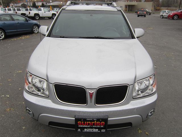 Pontiac Torrent 2 Dr SC2 Coupe Sport Utility
