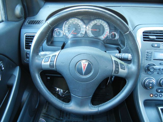 Pontiac Torrent 2006 photo 15