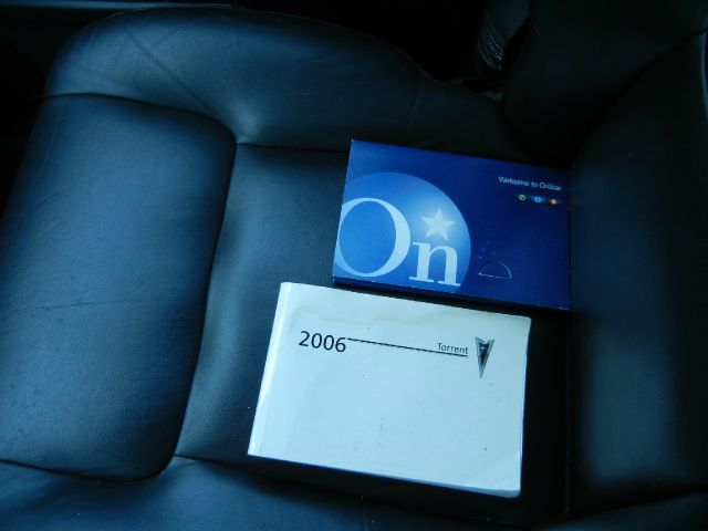 Pontiac Torrent 2006 photo 23