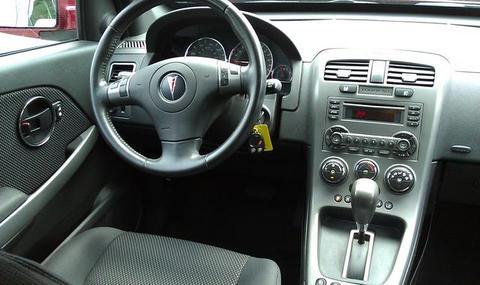 Pontiac Torrent 2006 photo 1