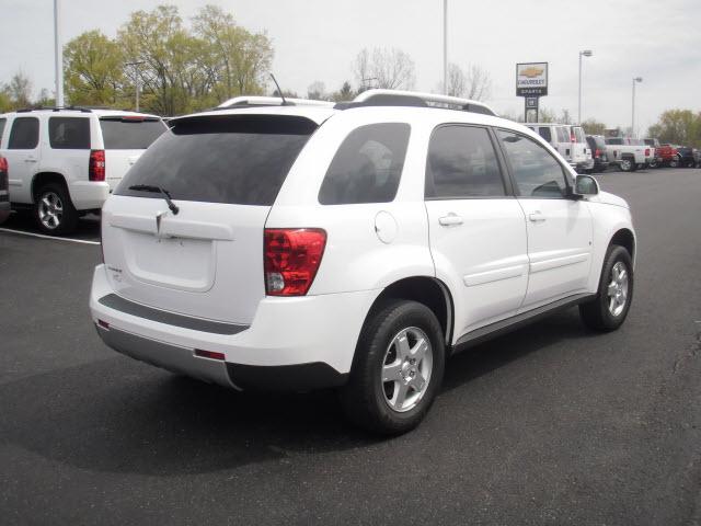 Pontiac Torrent 2008 photo 1