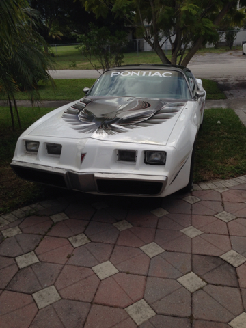 Pontiac TRANS AM 1980 photo 2