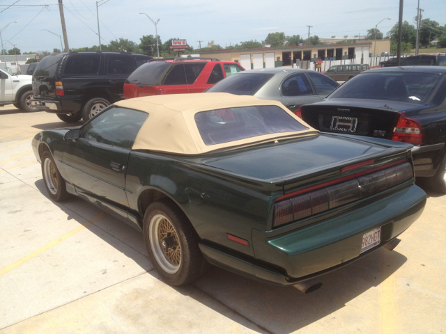Pontiac TRANS AM 1992 photo 2