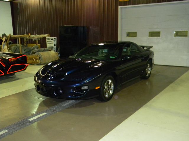 Pontiac TRANS AM 1999 photo 10