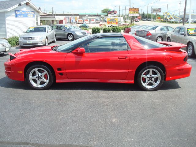 Pontiac TRANS AM 2000 photo 2