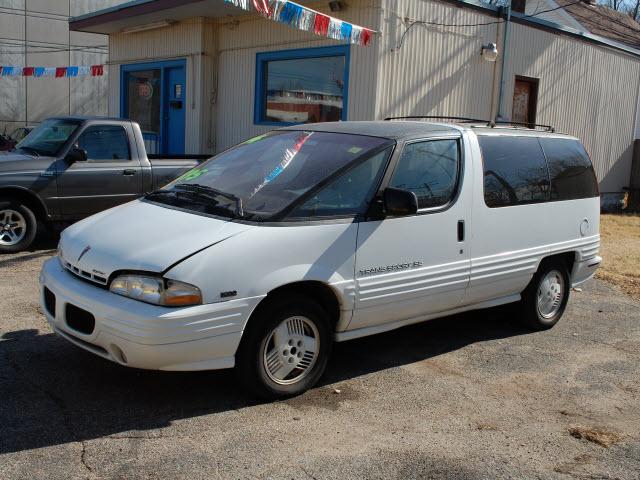 Pontiac Trans Sport SE MiniVan