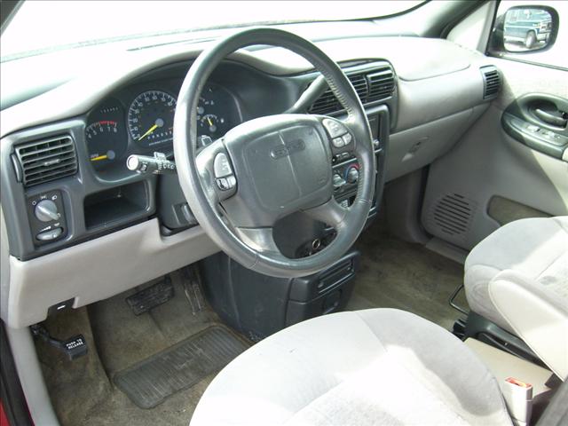 Pontiac Trans Sport 1997 photo 2