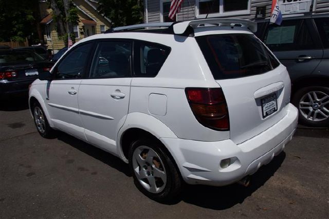 Pontiac Vibe 2003 photo 3