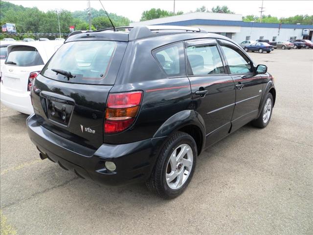 Pontiac Vibe Base SUV