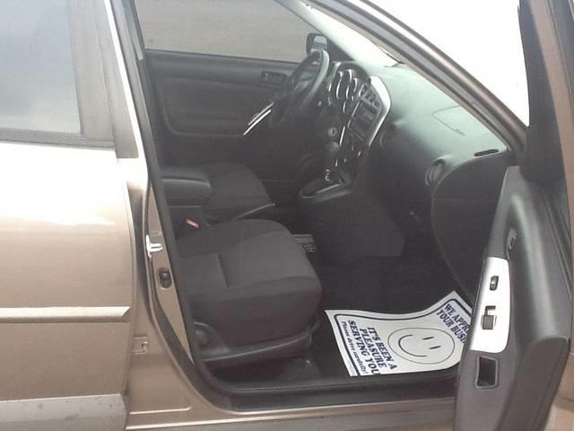 Pontiac Vibe 2003 photo 2