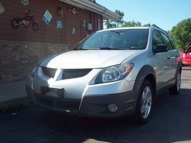 Pontiac Vibe Base SUV