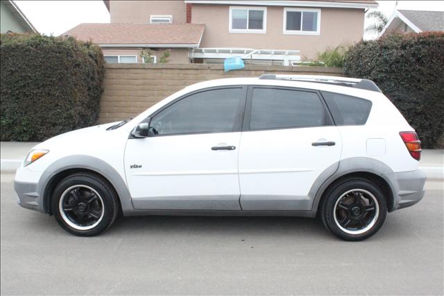 Pontiac Vibe Unknown Hatchback