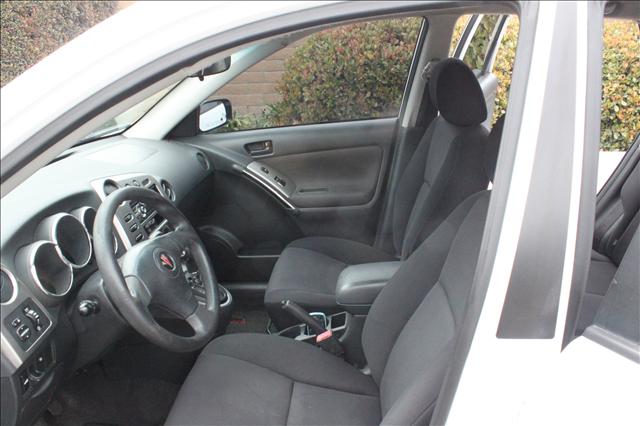 Pontiac Vibe 2003 photo 3