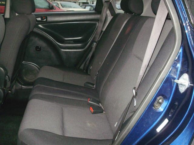 Pontiac Vibe 2003 photo 1