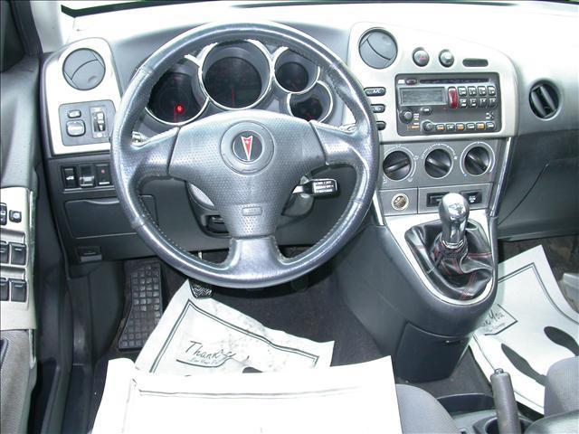 Pontiac Vibe 2003 photo 3