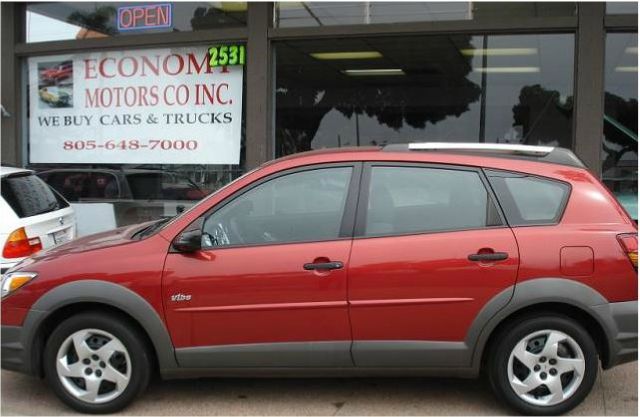 Pontiac Vibe Base SUV