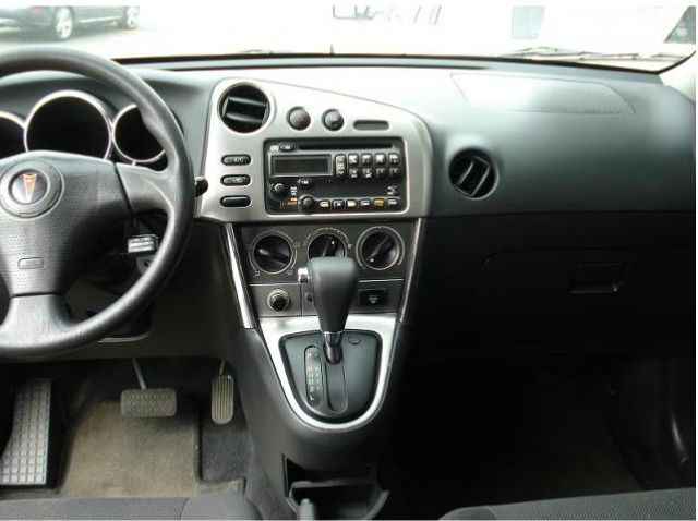Pontiac Vibe 2003 photo 3