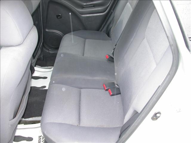 Pontiac Vibe 2003 photo 4