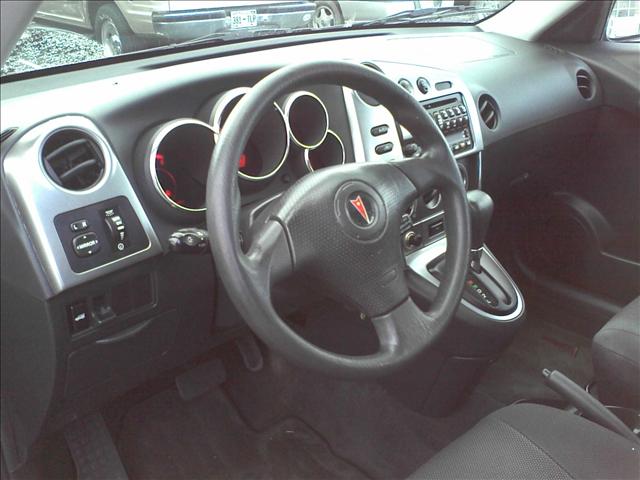 Pontiac Vibe 2003 photo 3