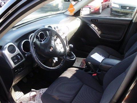 Pontiac Vibe 2003 photo 1
