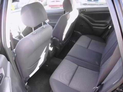 Pontiac Vibe 2003 photo 2