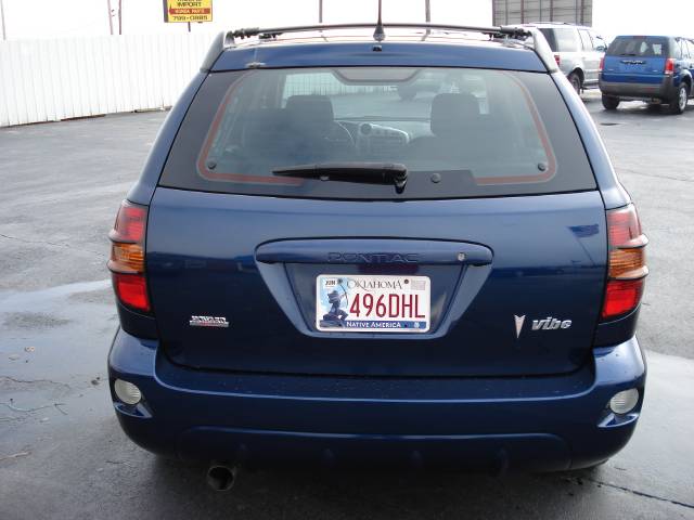 Pontiac Vibe 2003 photo 2