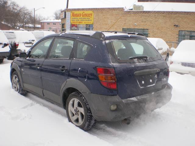 Pontiac Vibe 2003 photo 2