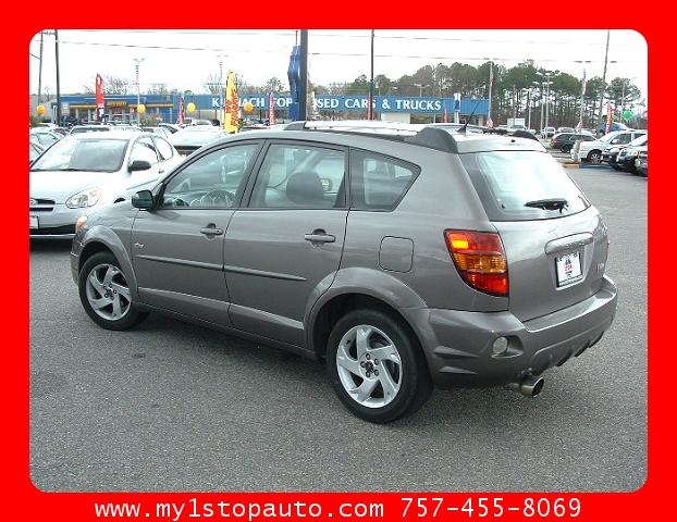 Pontiac Vibe 2003 photo 2