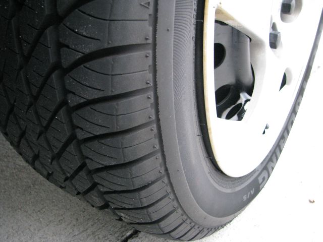 Pontiac Vibe 2003 photo 4