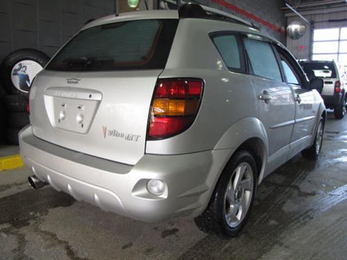 Pontiac Vibe 2003 photo 2