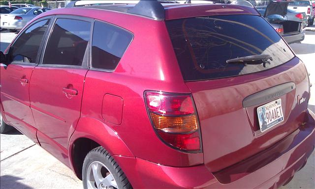 Pontiac Vibe 2004 photo 2