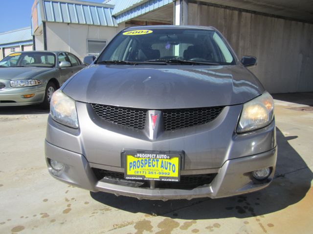Pontiac Vibe 2004 photo 1