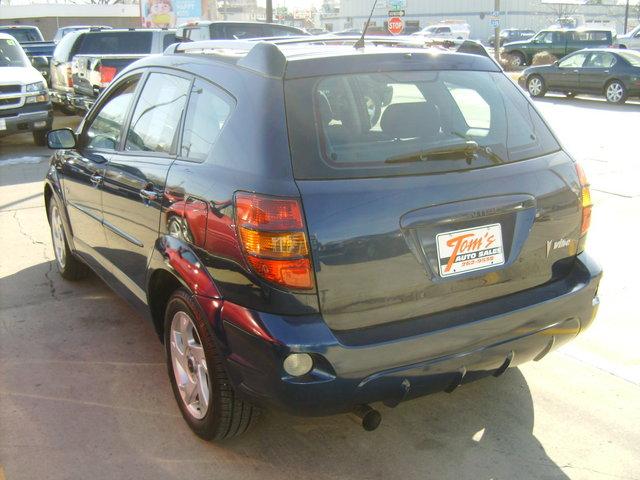 Pontiac Vibe 2004 photo 3