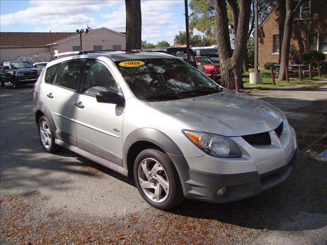 Pontiac Vibe 2004 photo 2
