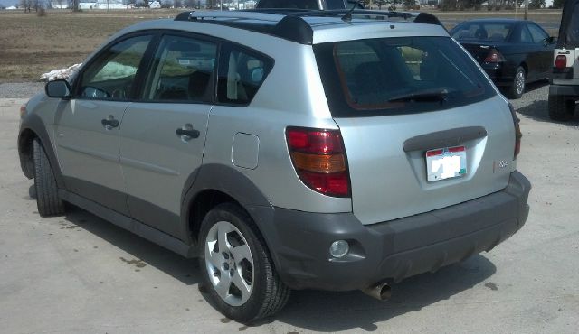 Pontiac Vibe 2004 photo 1