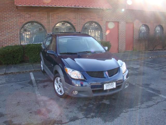 Pontiac Vibe 2004 photo 1