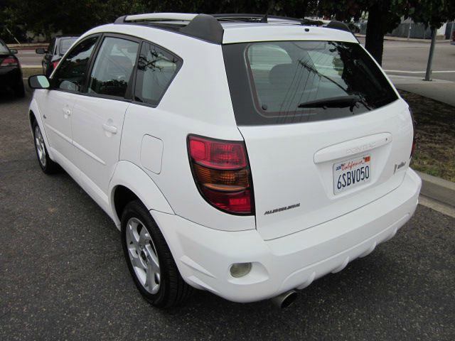 Pontiac Vibe 2004 photo 3