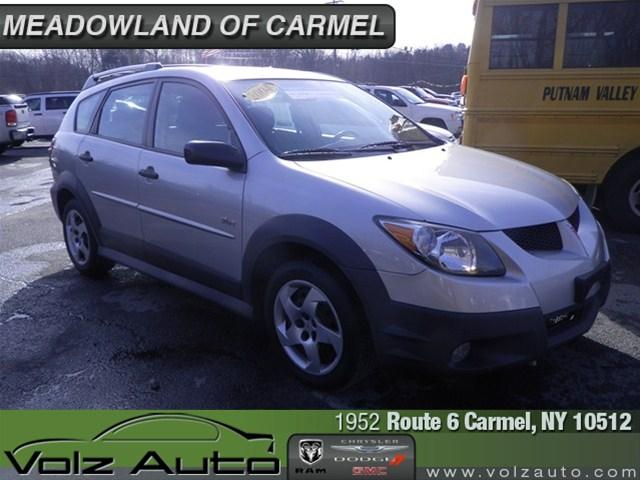 Pontiac Vibe 2004 photo 2