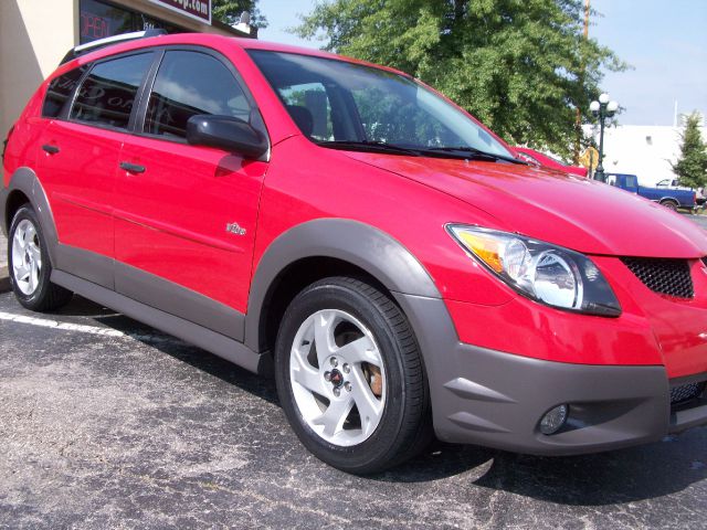 Pontiac Vibe Base SUV