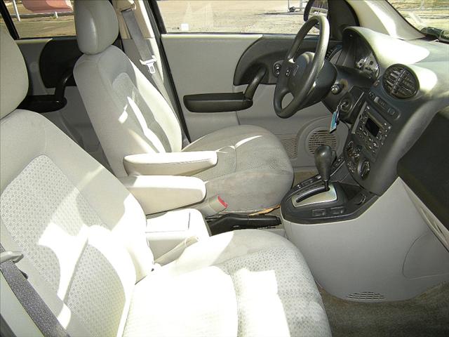 Pontiac Vibe 2004 photo 4