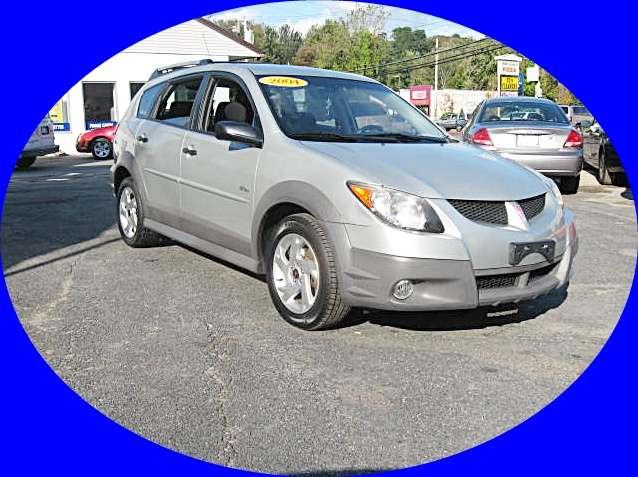 Pontiac Vibe 2004 photo 1