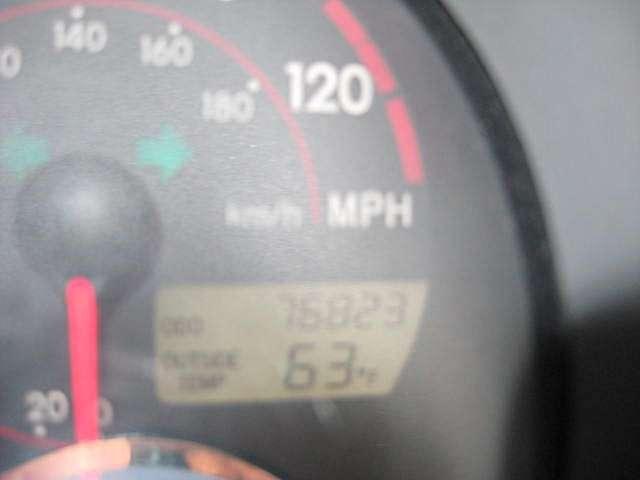 Pontiac Vibe 2004 photo 4