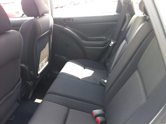 Pontiac Vibe 2004 photo 11