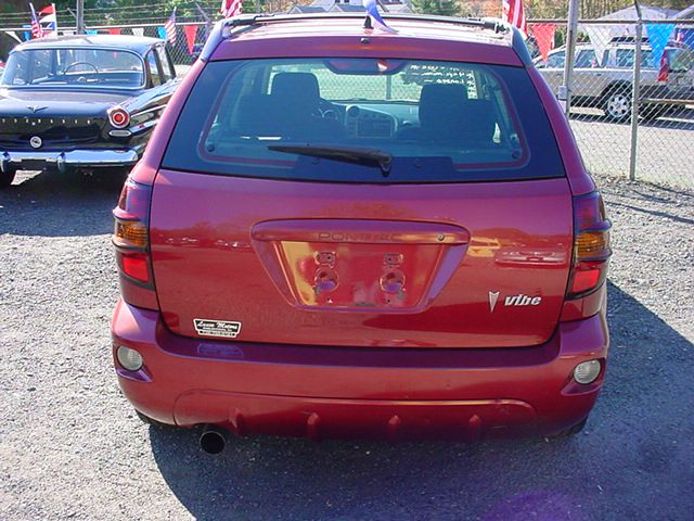 Pontiac Vibe 2004 photo 1