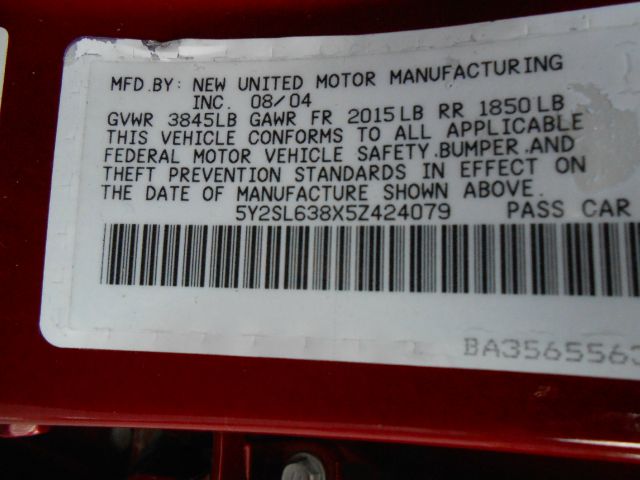 Pontiac Vibe 2005 photo 19