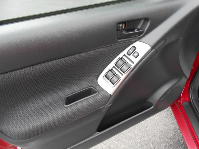 Pontiac Vibe 2005 photo 24