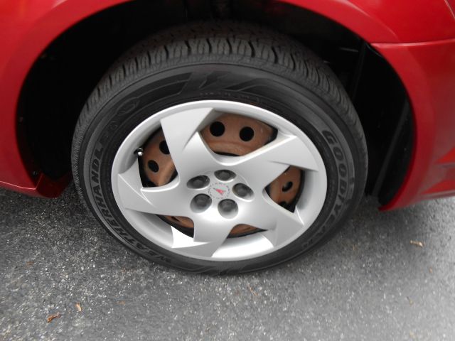 Pontiac Vibe 2005 photo 31