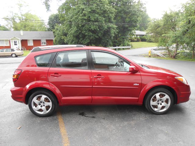 Pontiac Vibe 2005 photo 4