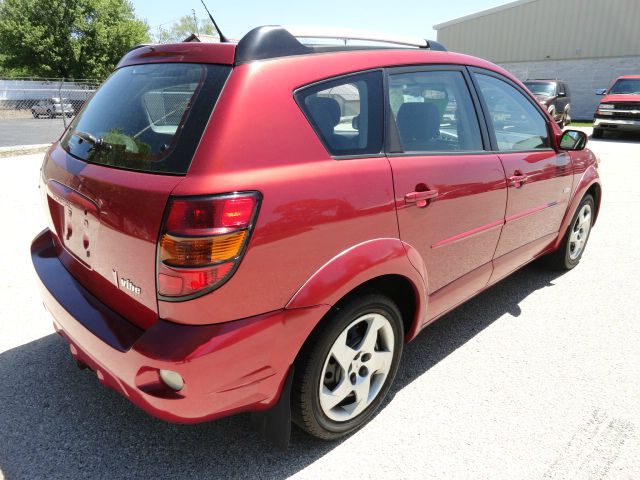 Pontiac Vibe 2005 photo 10